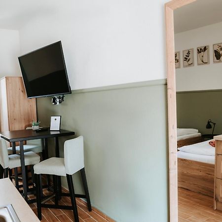 Ako Doma Hotel Poltar Buitenkant foto