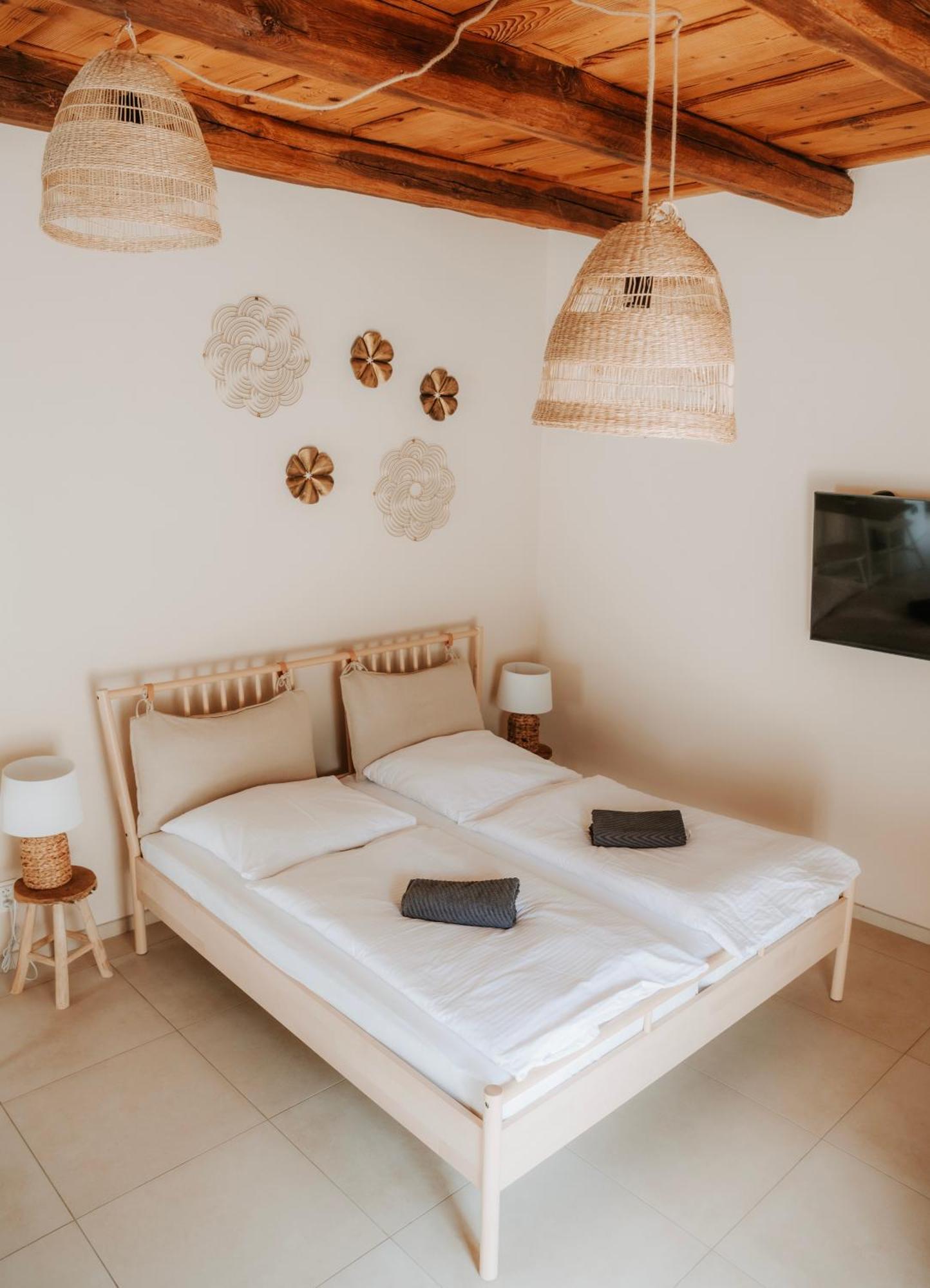 Ako Doma Hotel Poltar Buitenkant foto